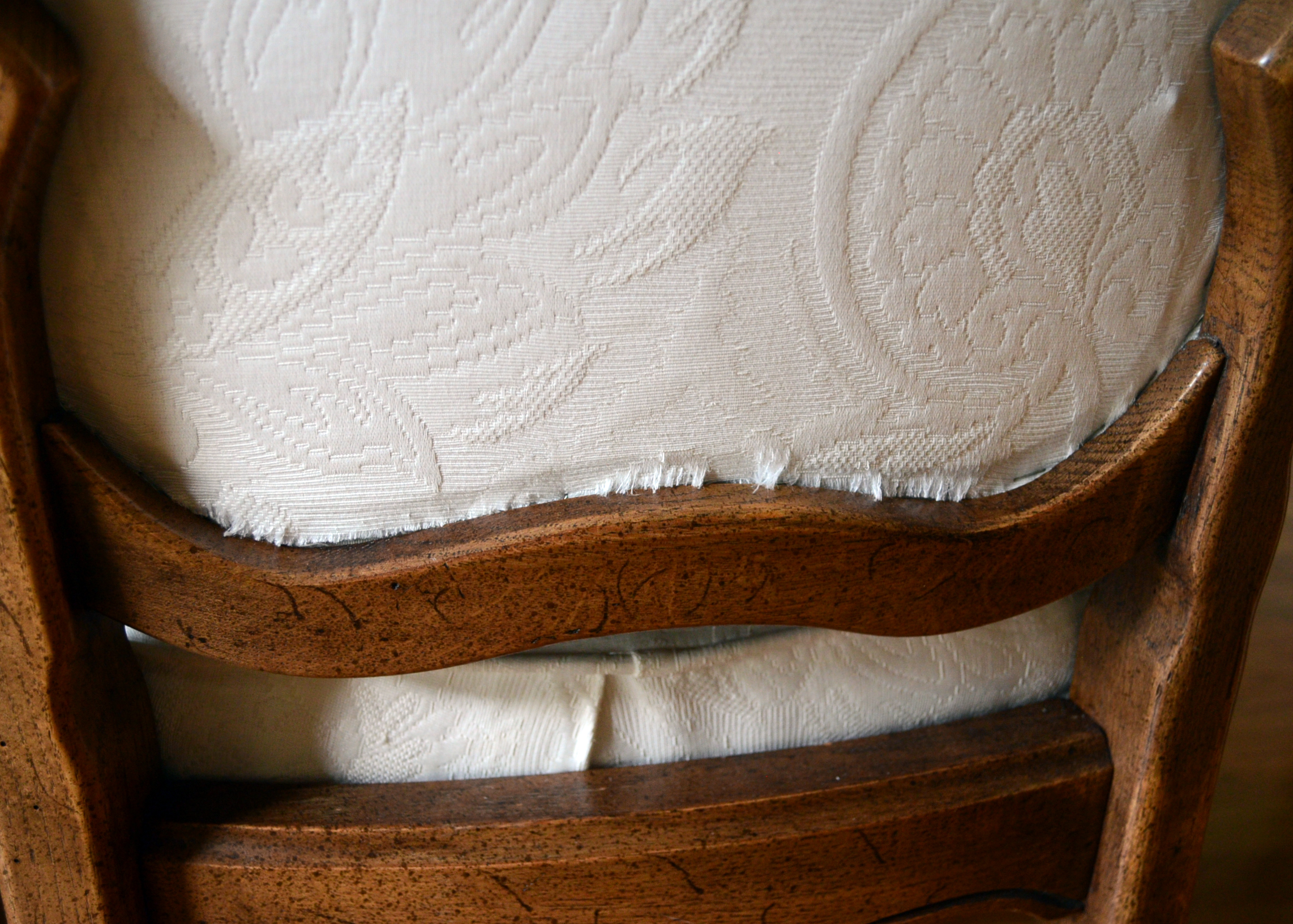 Thomasville French Provincial Style Dining Table and Chairs