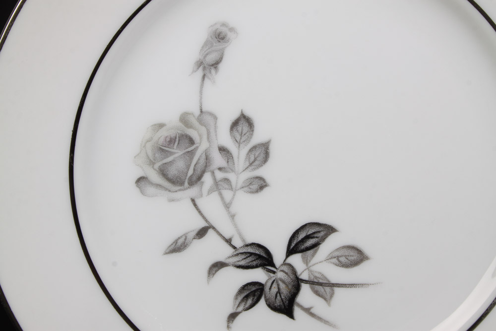 Yamaka "Nocturne" China Set