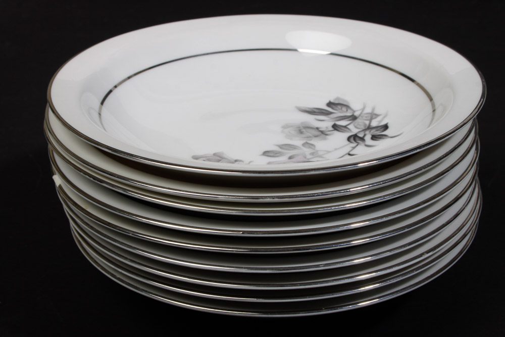 Yamaka "Nocturne" China Set