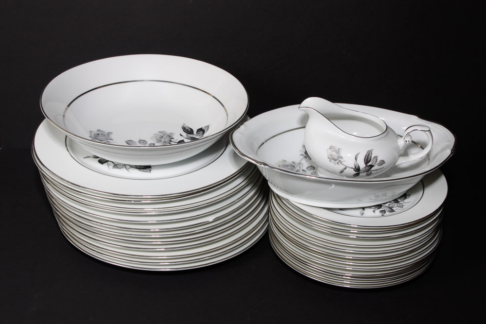 Yamaka "Nocturne" China Set