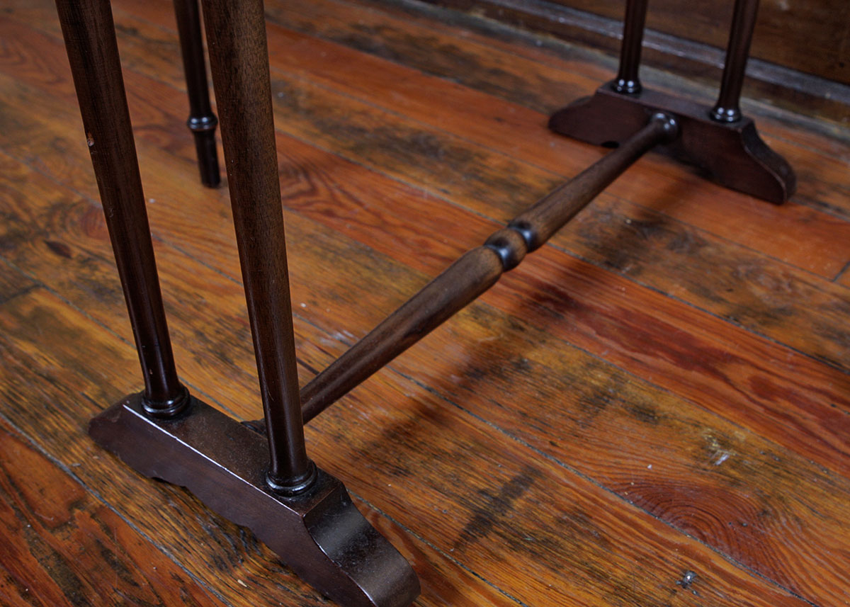 Mahogany Gate Leg Side Table