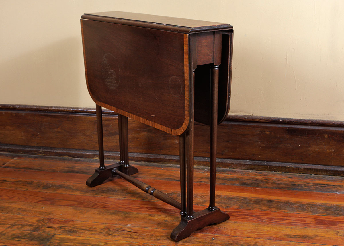 Mahogany Gate Leg Side Table