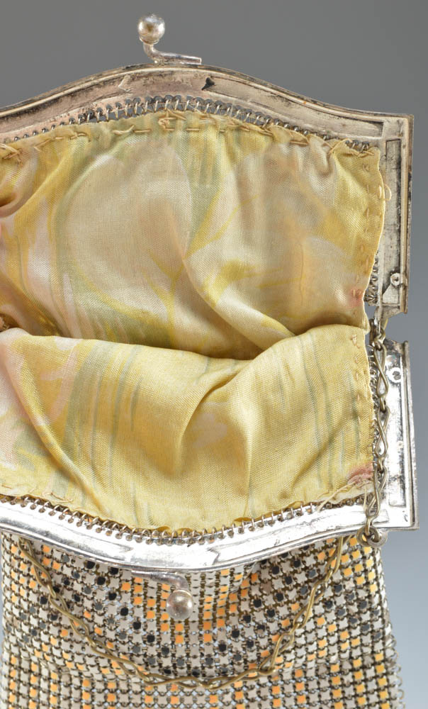 1920s Vintage Metal Mesh Change Purse