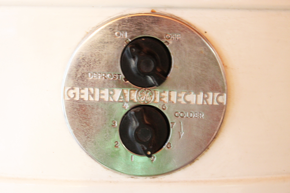 General Electric Monitor Top Refrigerator