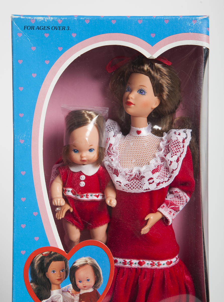 Heart Family Kiss & Cuddle Dolls