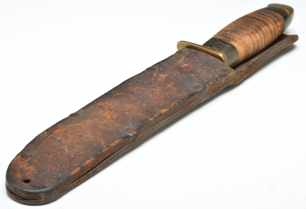 A Vintage Hand Made Fixed Blade Knife