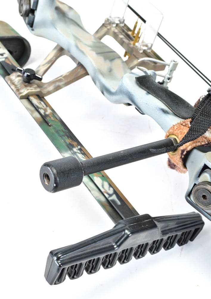 A Jennings Micro Carbon Extreme Compound Bow