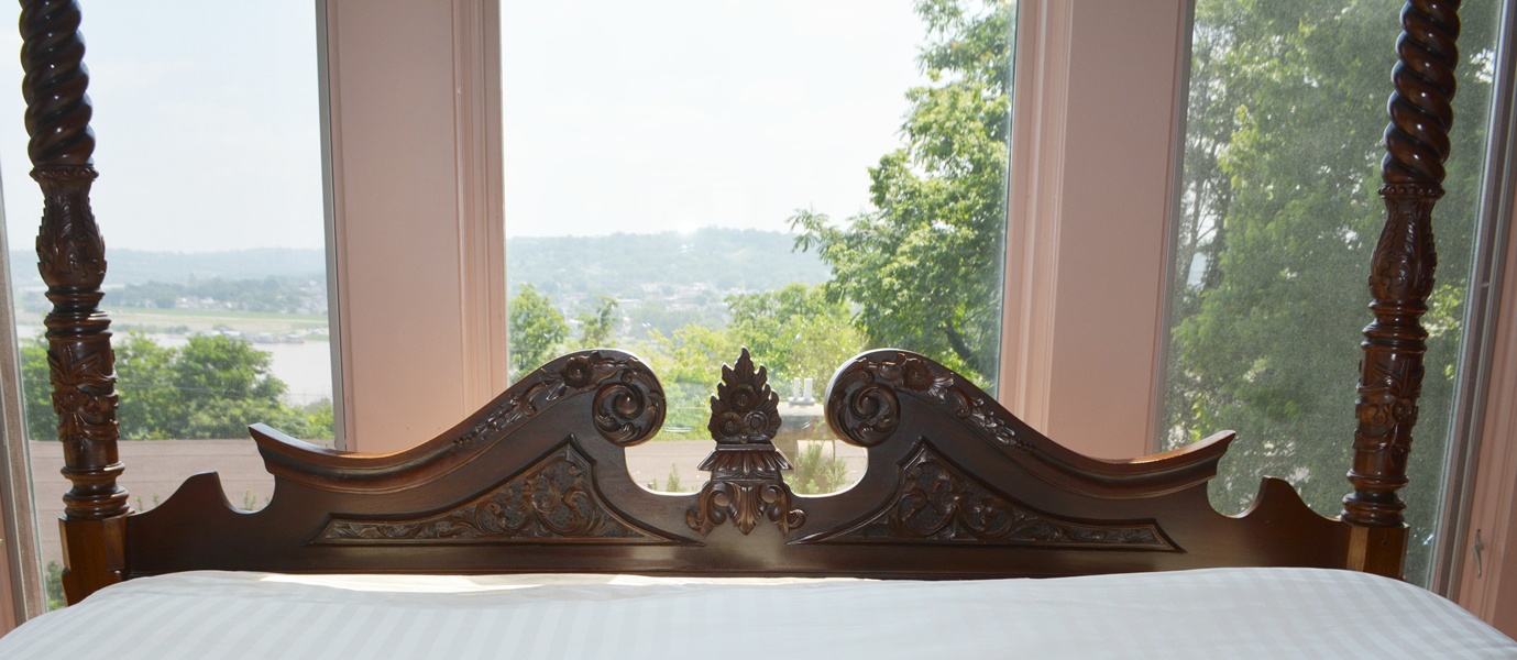 Chippendale Style Four Poster King Size Mahogany Bed