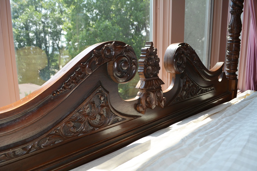 Chippendale Style Four Poster King Size Mahogany Bed