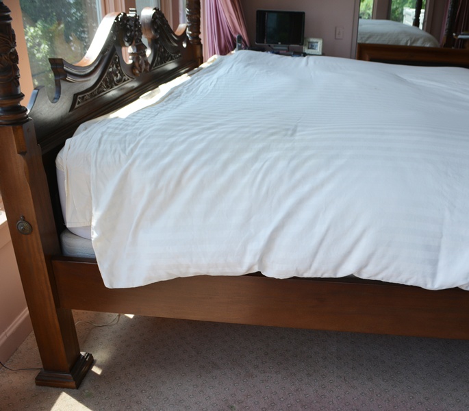 Chippendale Style Four Poster King Size Mahogany Bed