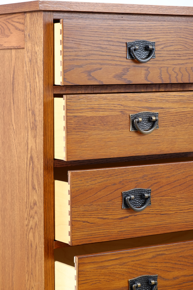 Thomasville Oak Mission Style Chest of Drawers