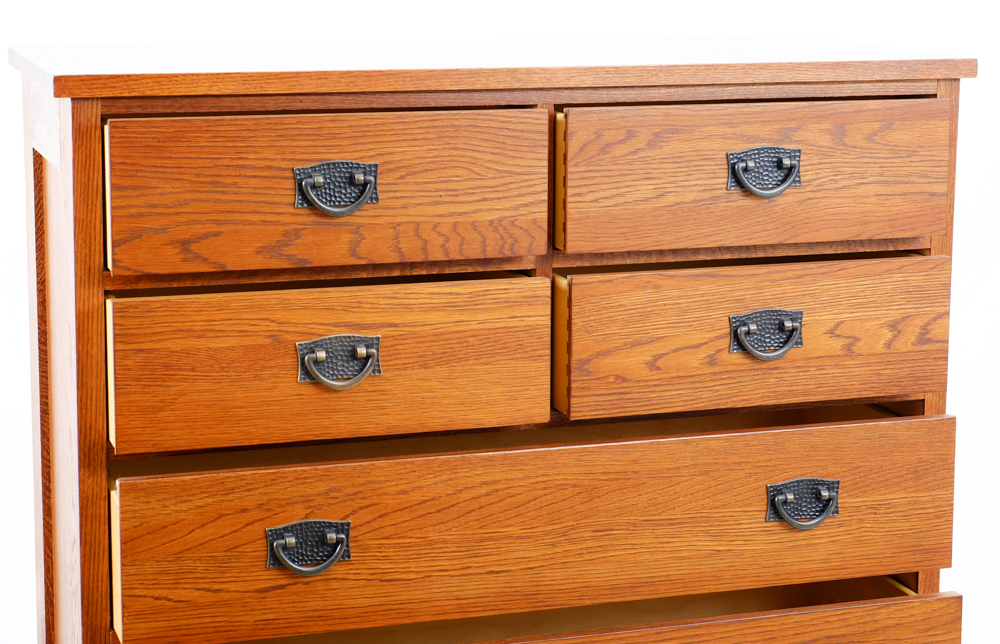 Thomasville Oak Mission Style Chest of Drawers