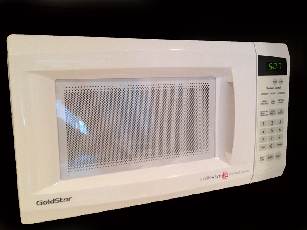 Goldstar 0.7 Cu. Ft. Compact Microwave