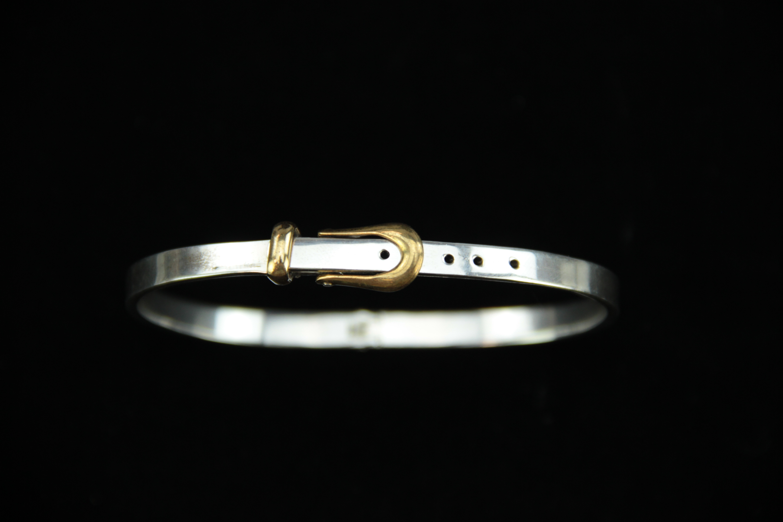 Fine Silver Buckle Bracelet