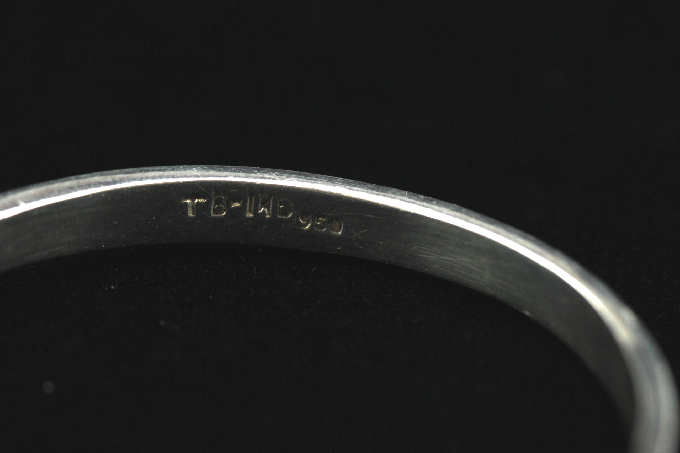 Fine Silver Buckle Bracelet