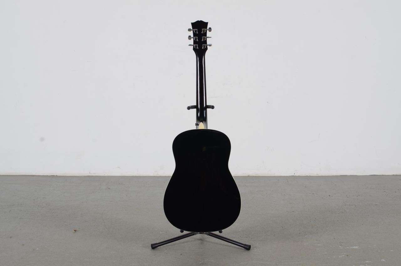 Gibson Acoustic Guitar Signed by Darius Rucker