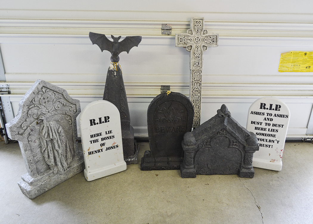 Fake Tombstone Yard Decorations