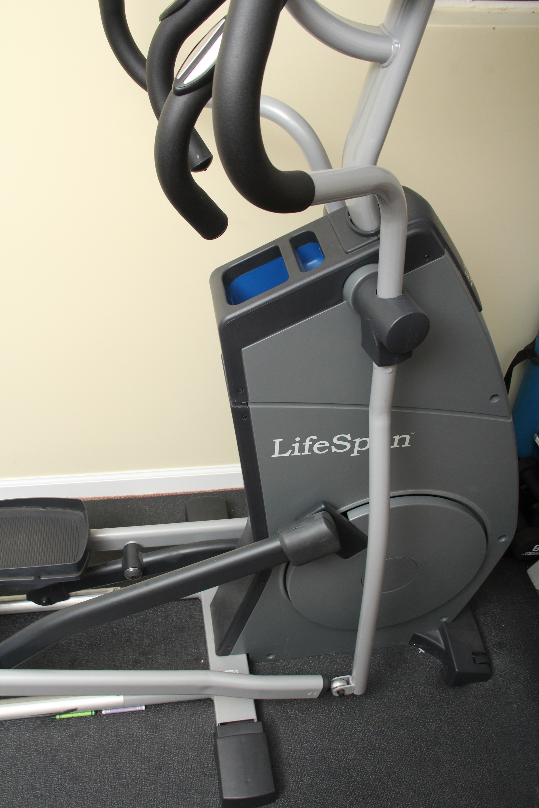 LifeSpan EL 3000 Natural Fit Elliptical