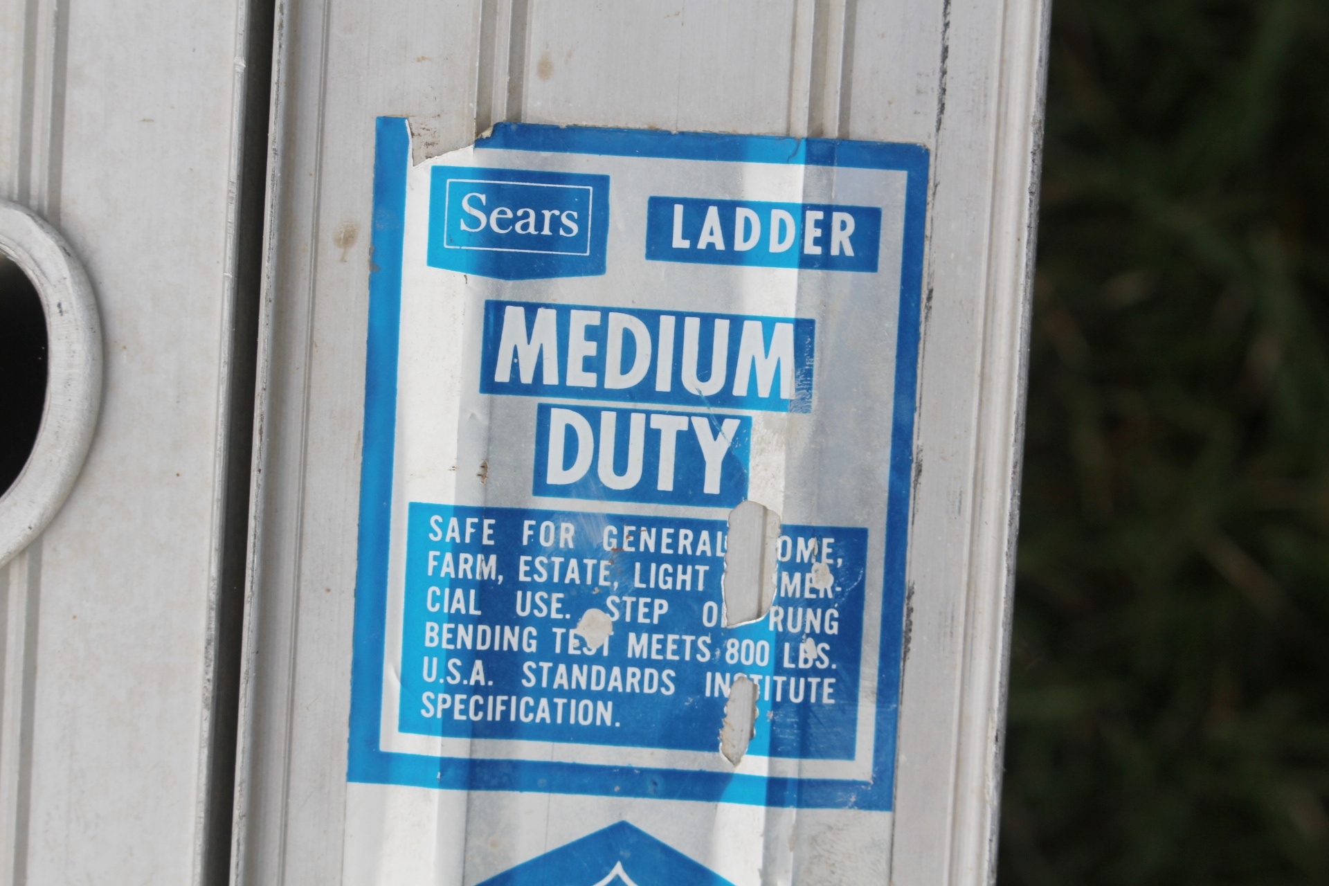 Sears Medium Duty 28' Aluminum Extension Ladder