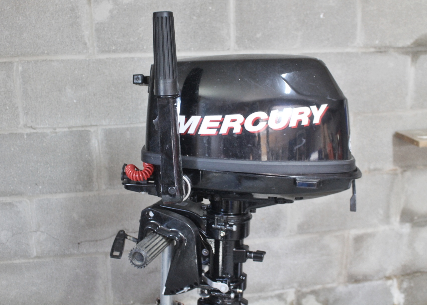 Mercury 5 HP Four Stroke Boat Motor