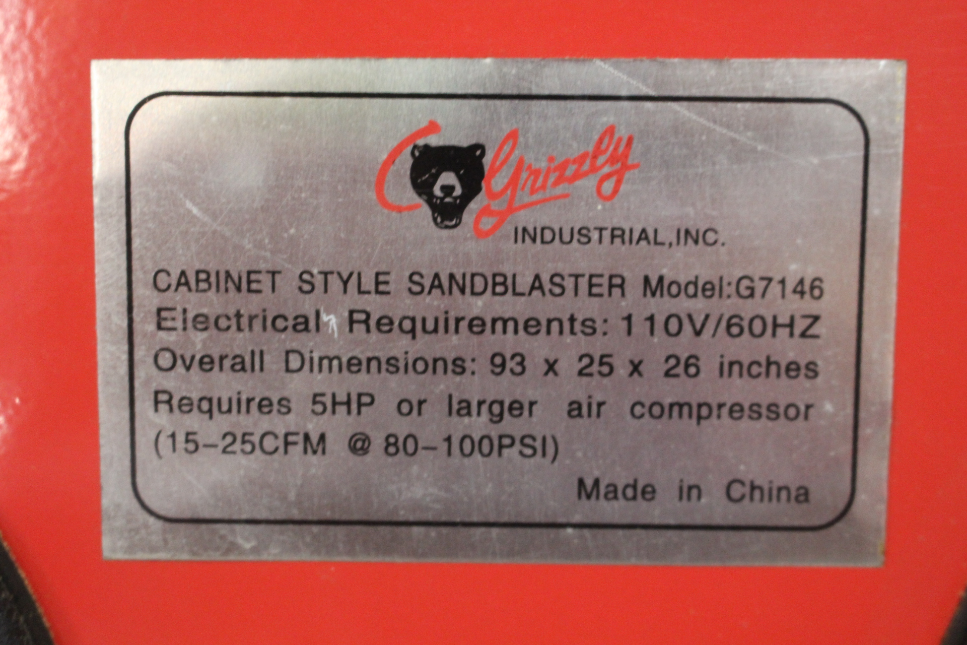 Grizzly Cabinet Sand Blasting Unit