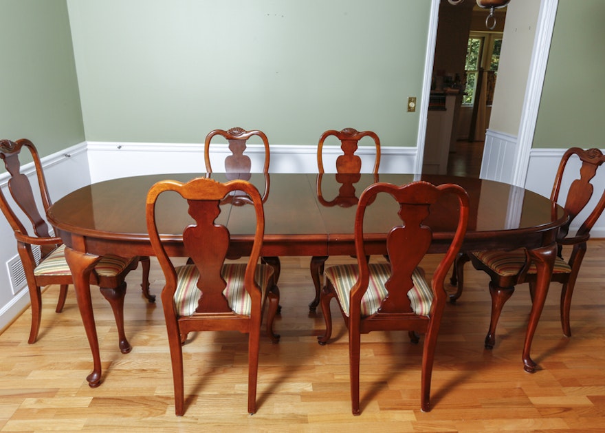 Queen Anne Style Cherry Stained Dining Table