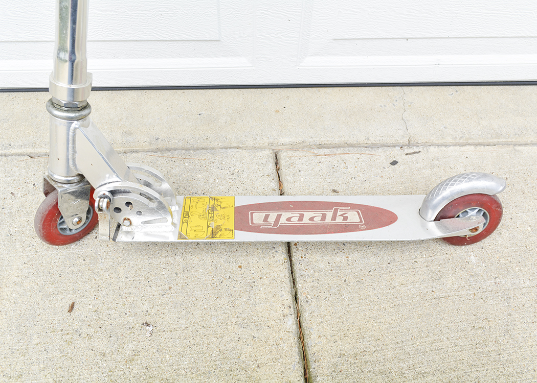 Yaak Brand Collapsible Scooter