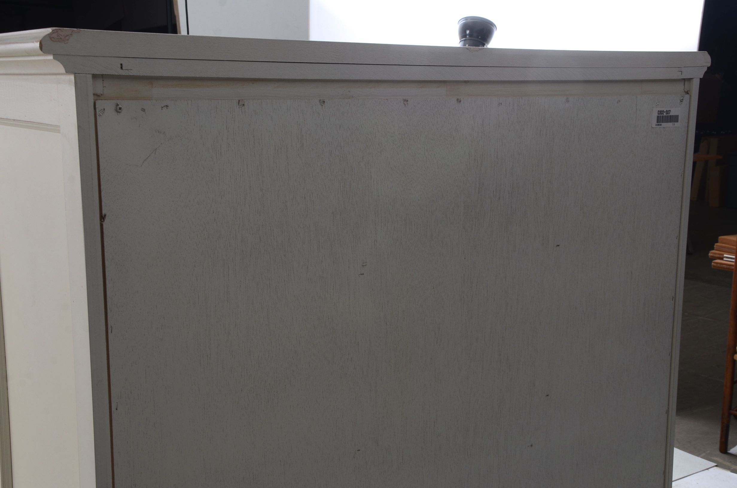 Lexington Seaside Retreat Chest