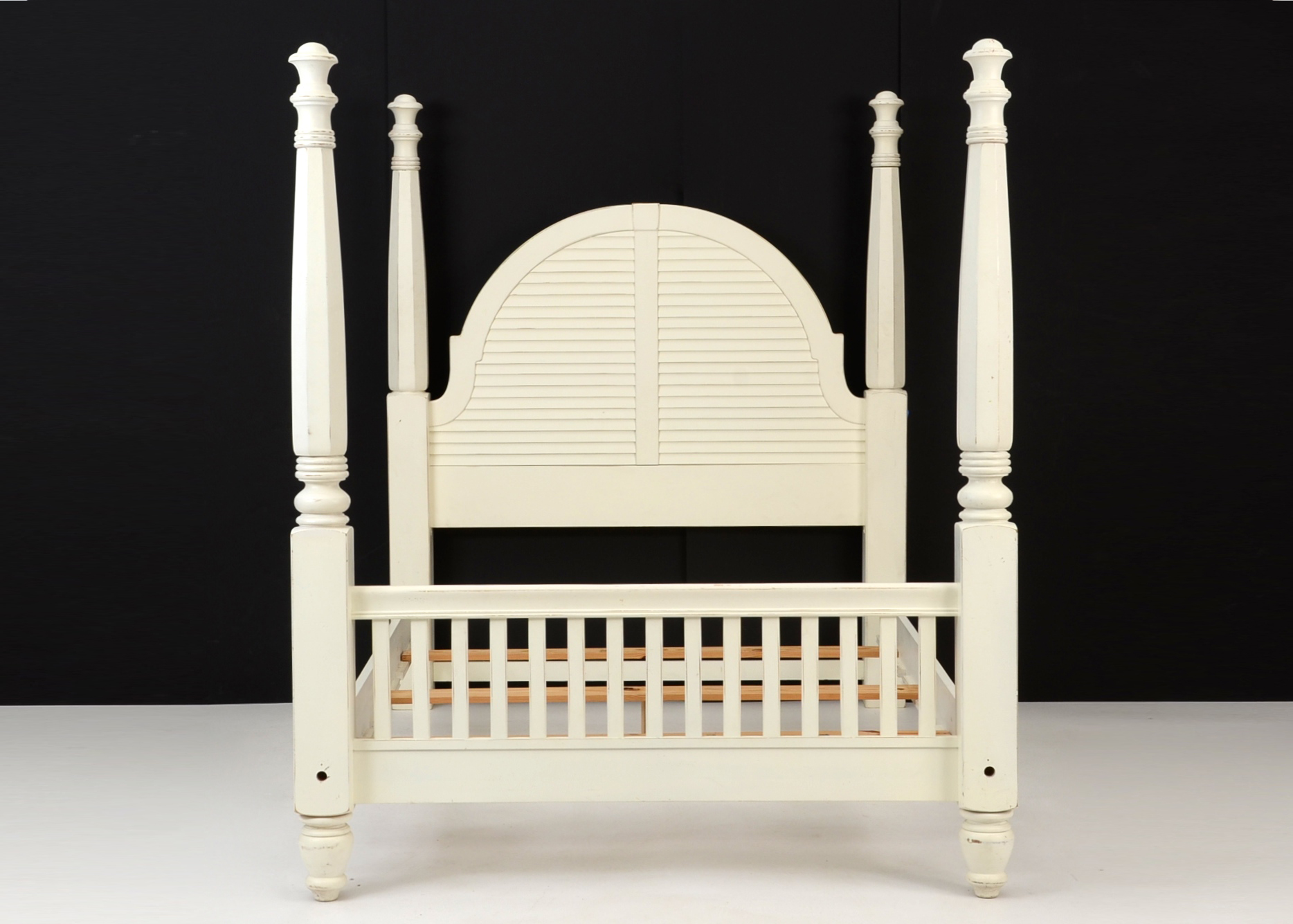Lexington Seaside Retreat Four-Poster Bed Frame