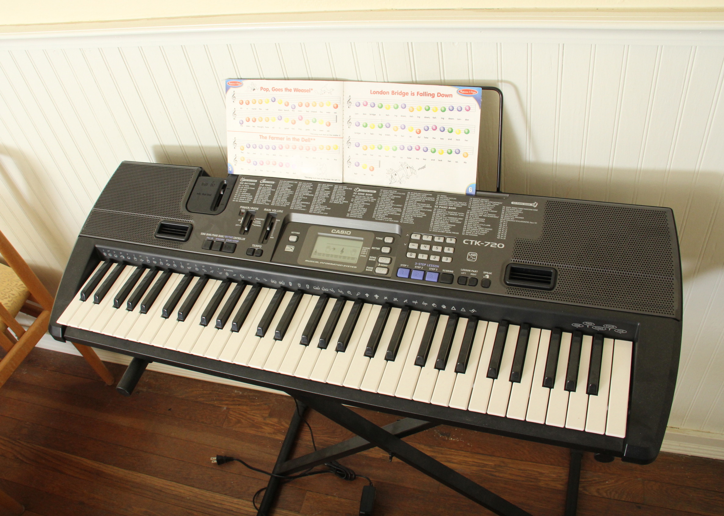 Casio CTK-720 61-Key Portable Keyboard