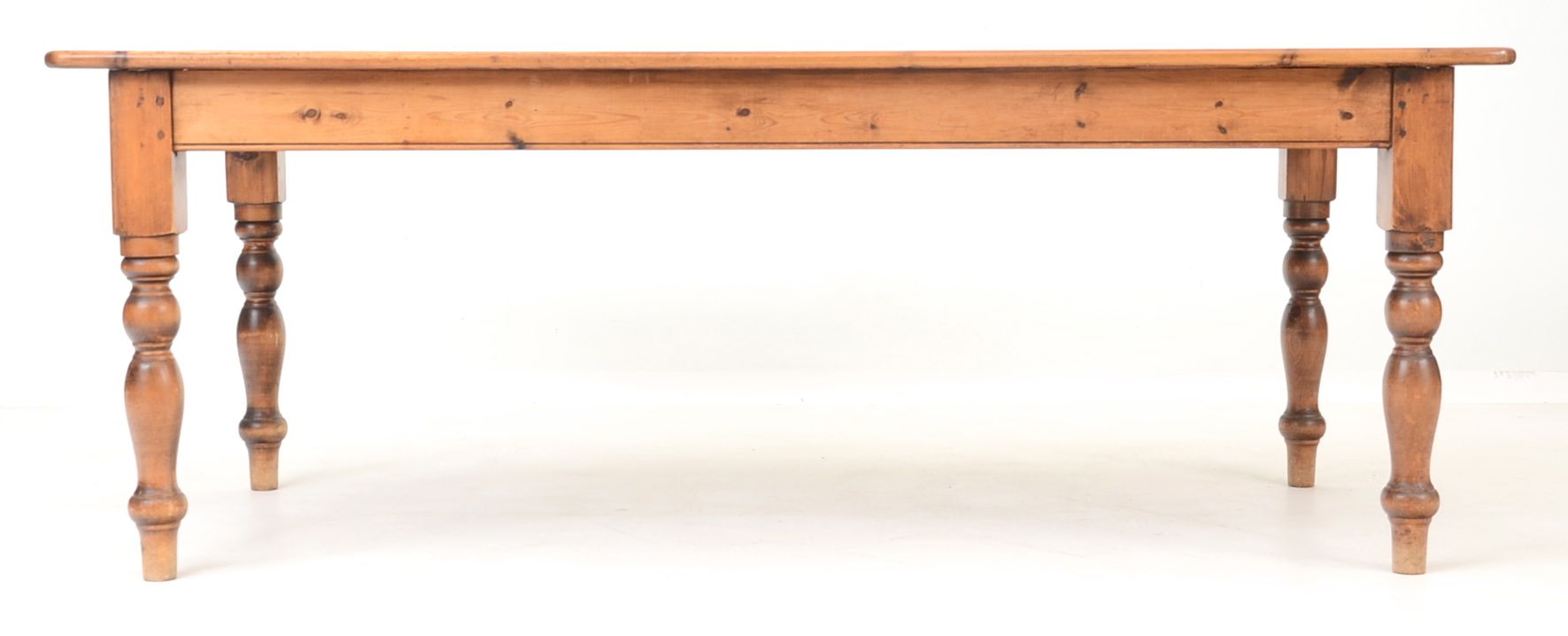 Late 19th Century Pine Farm Table