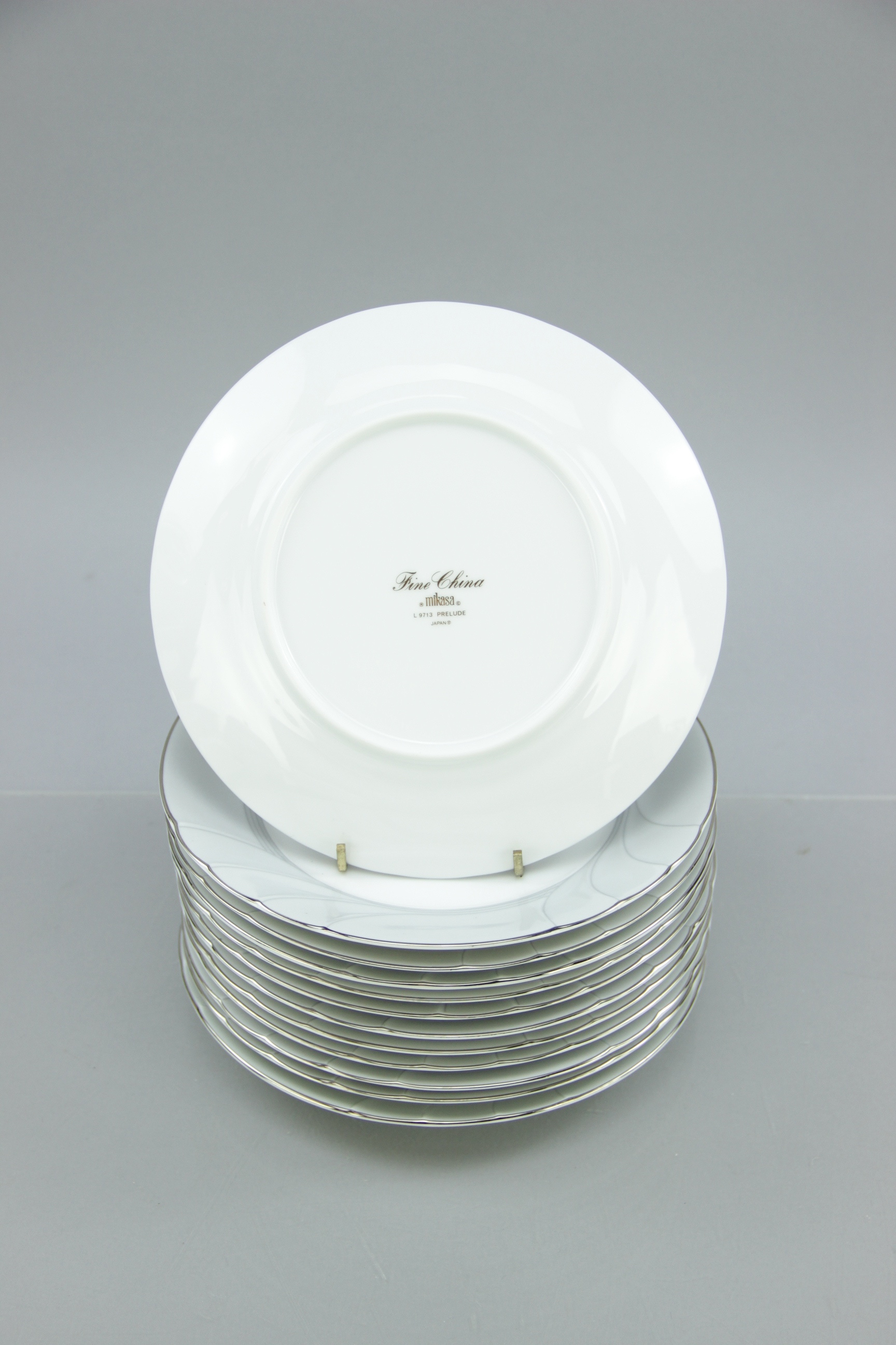 71-Piece Set of Mikasa "Prelude" China
