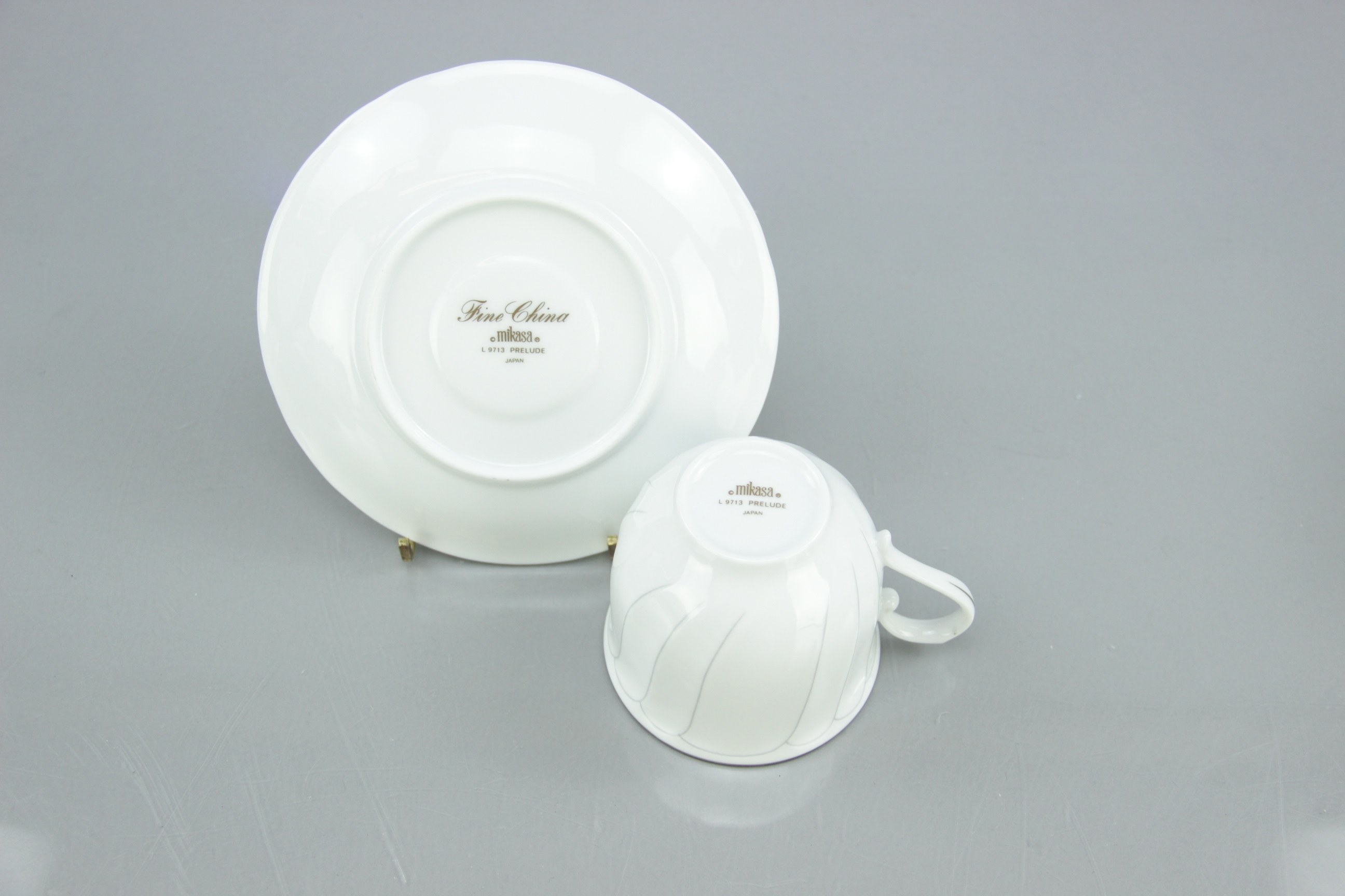 71-Piece Set of Mikasa "Prelude" China