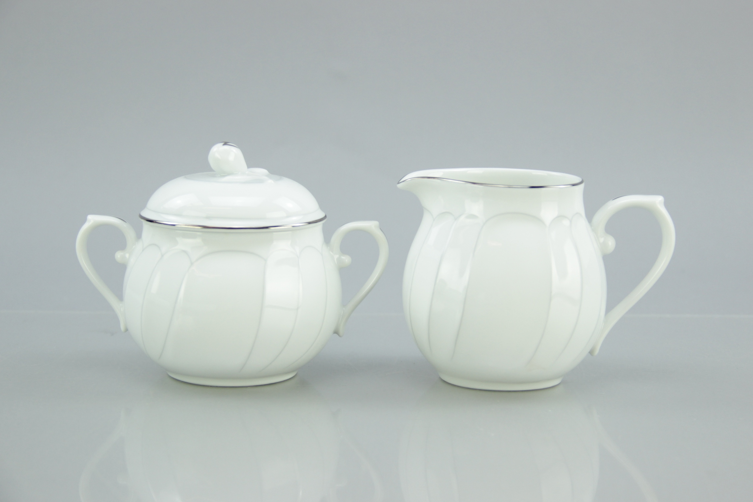 71-Piece Set of Mikasa "Prelude" China