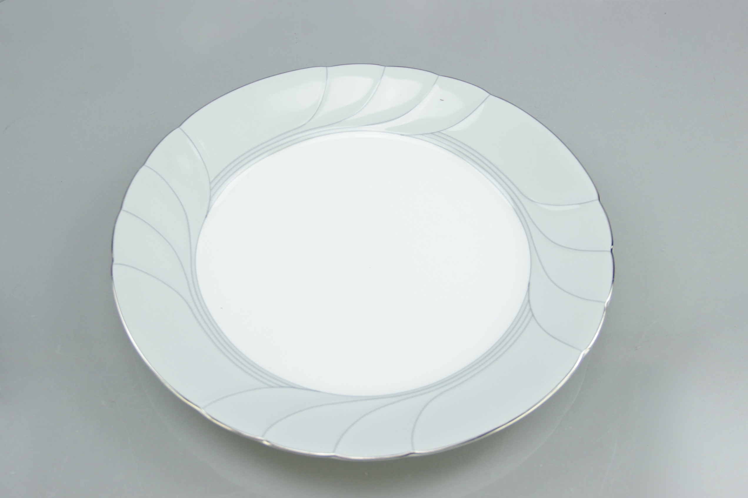 71-Piece Set of Mikasa "Prelude" China