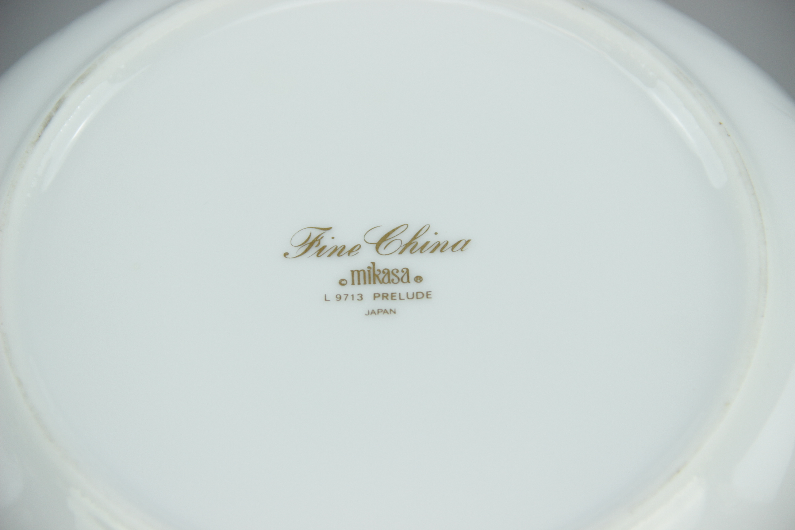 71-Piece Set of Mikasa "Prelude" China