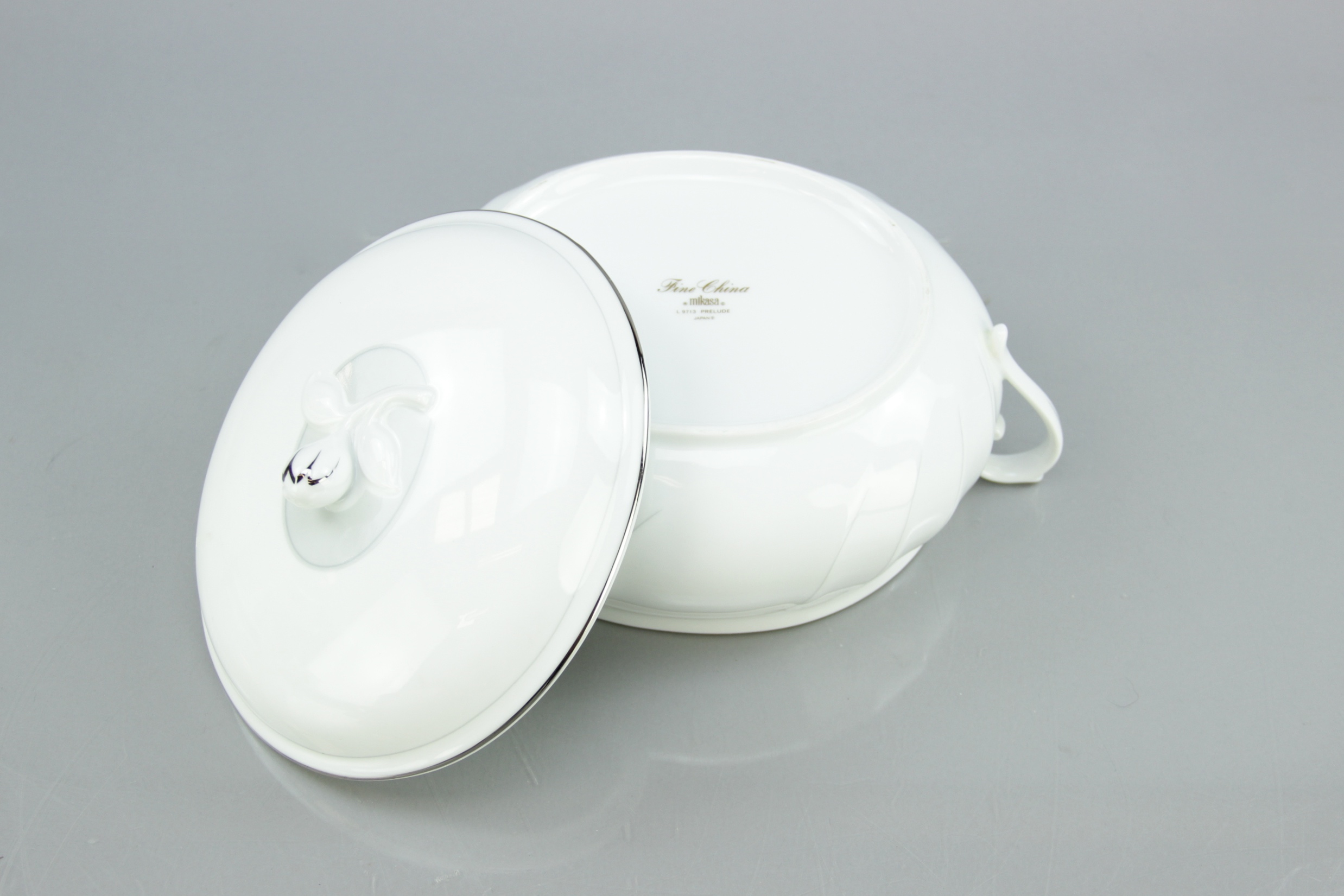 71-Piece Set of Mikasa "Prelude" China