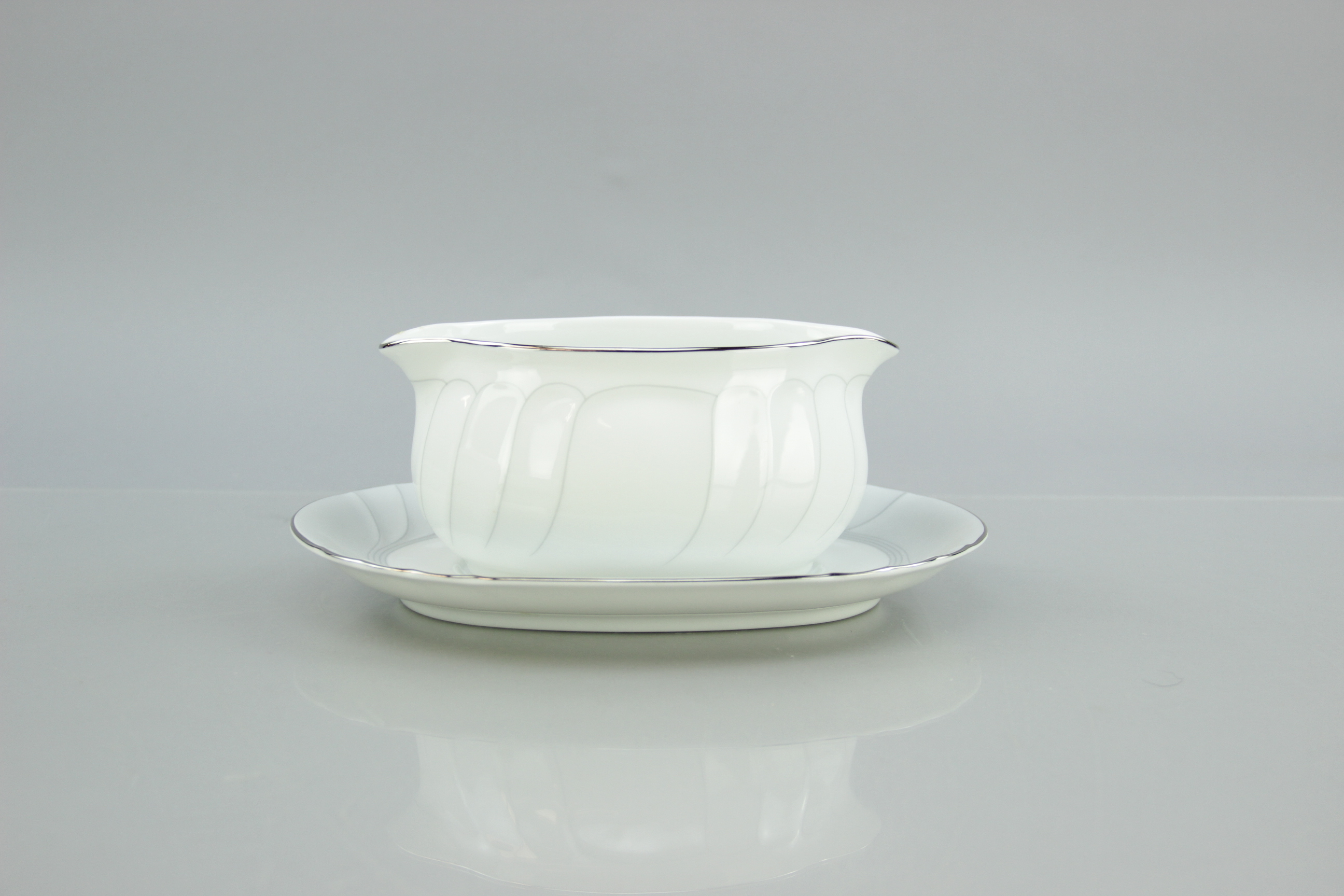 71-Piece Set of Mikasa "Prelude" China