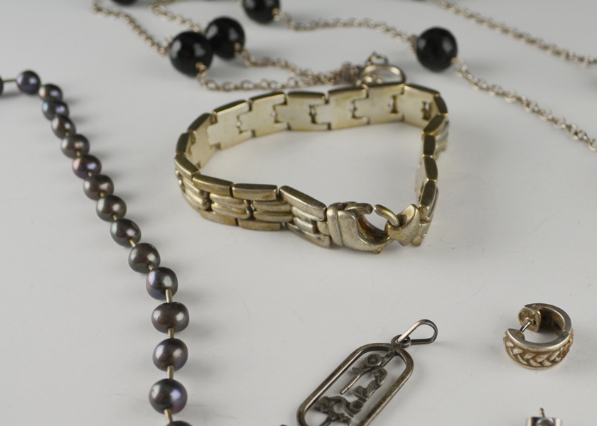 Sterling Jewelry Group With Beads