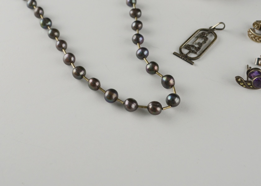 Sterling Jewelry Group With Beads