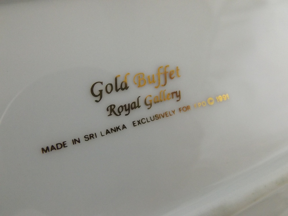 White and Gold Porcelain with French Plates, Henry VIII Teapot