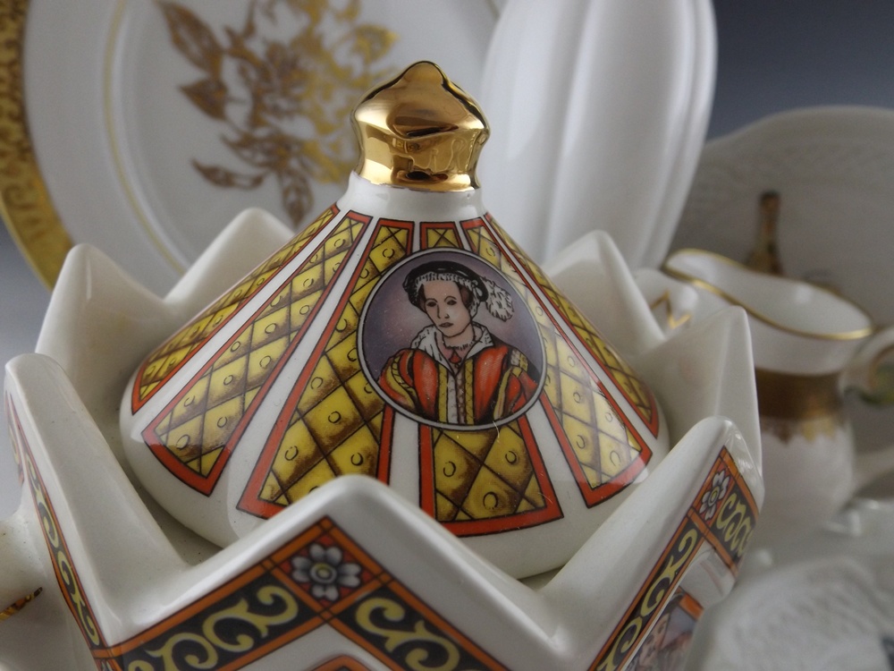 White and Gold Porcelain with French Plates, Henry VIII Teapot