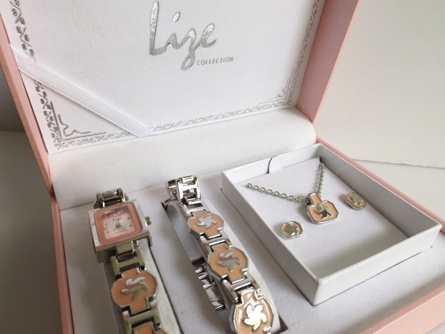 Lize Boxed Jewelry Set