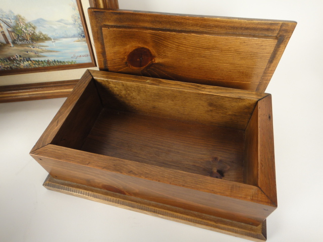 Collection of Decorative Pieces