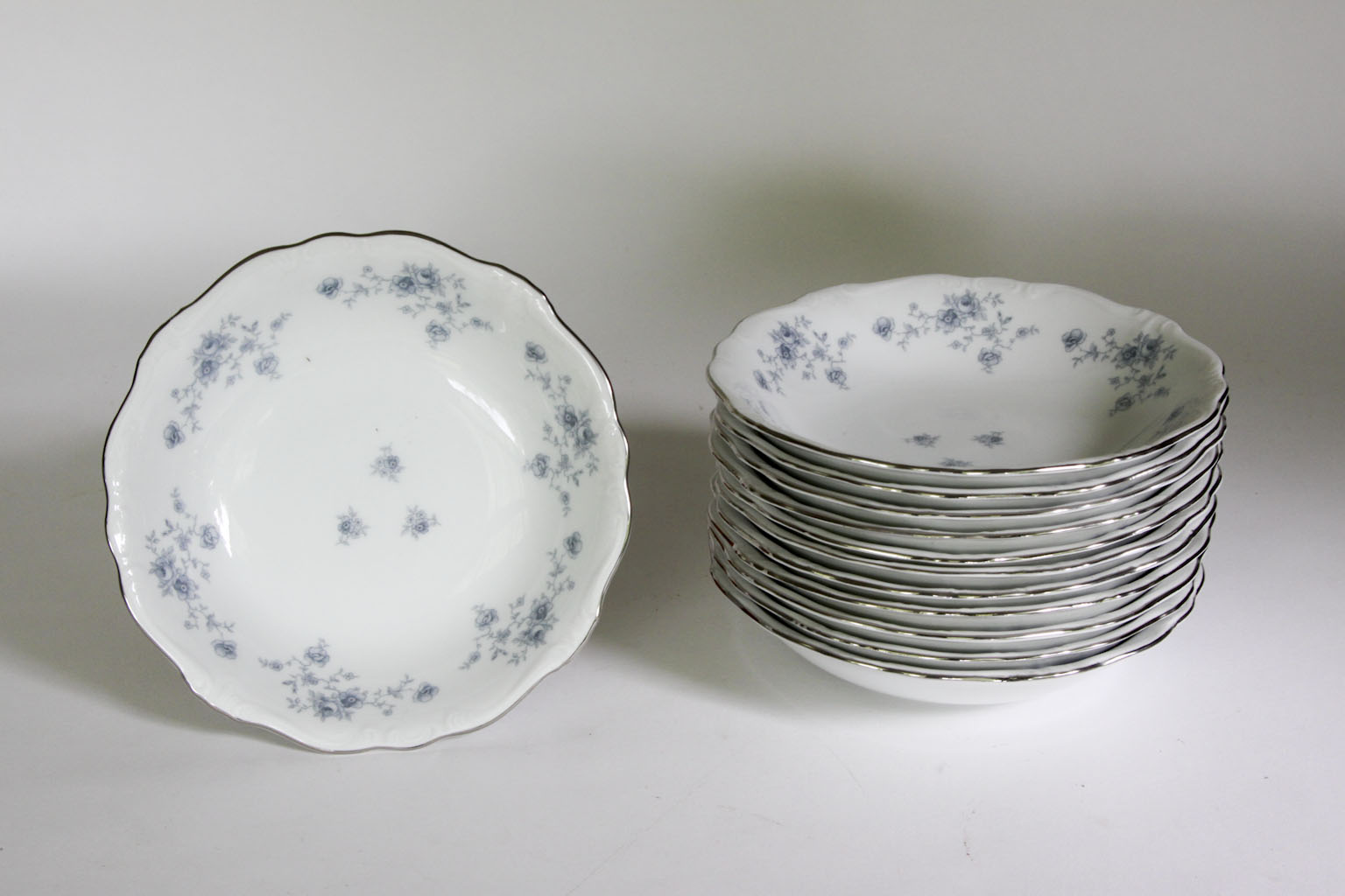 Johann Haviland Blue Garland Dinner Set