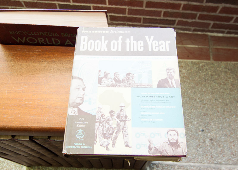 Complete 1960 Encyclopedia Britannica Collection and Bookshelf