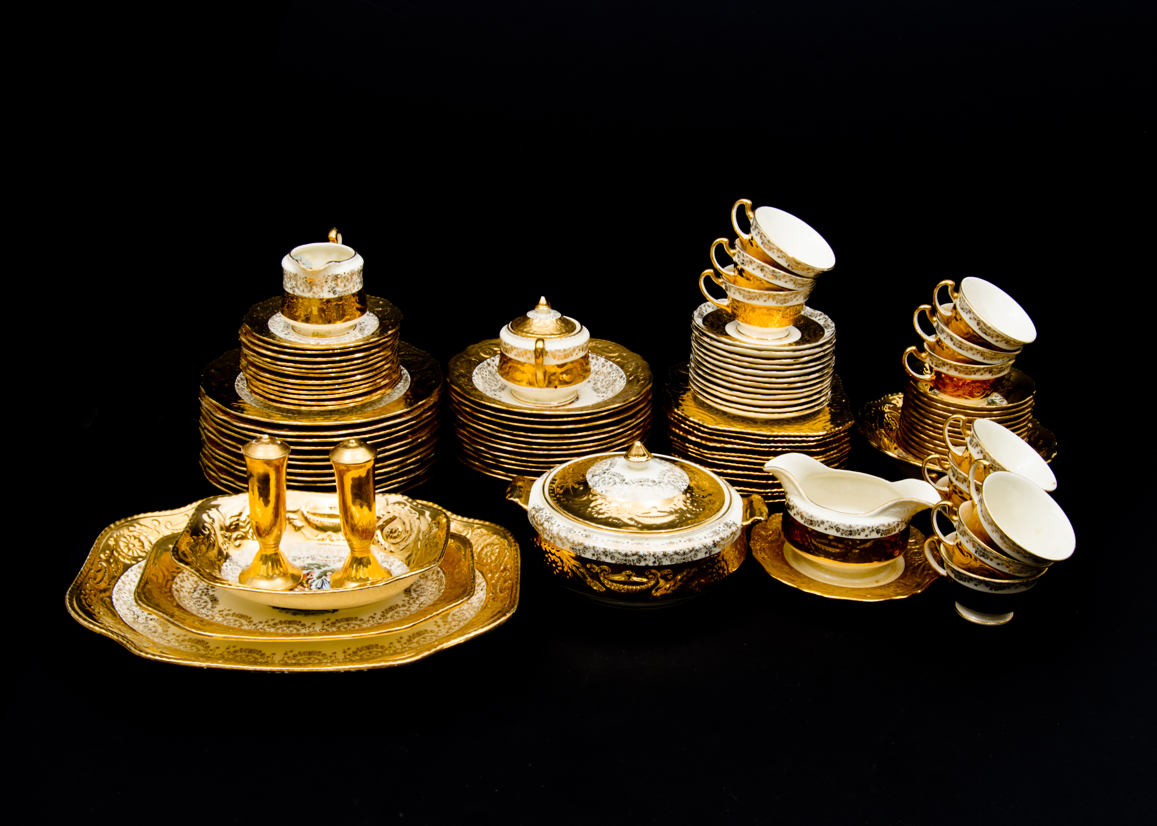 1930s 22 Karat Gold China Set - "Adam Antique" by Steubenville