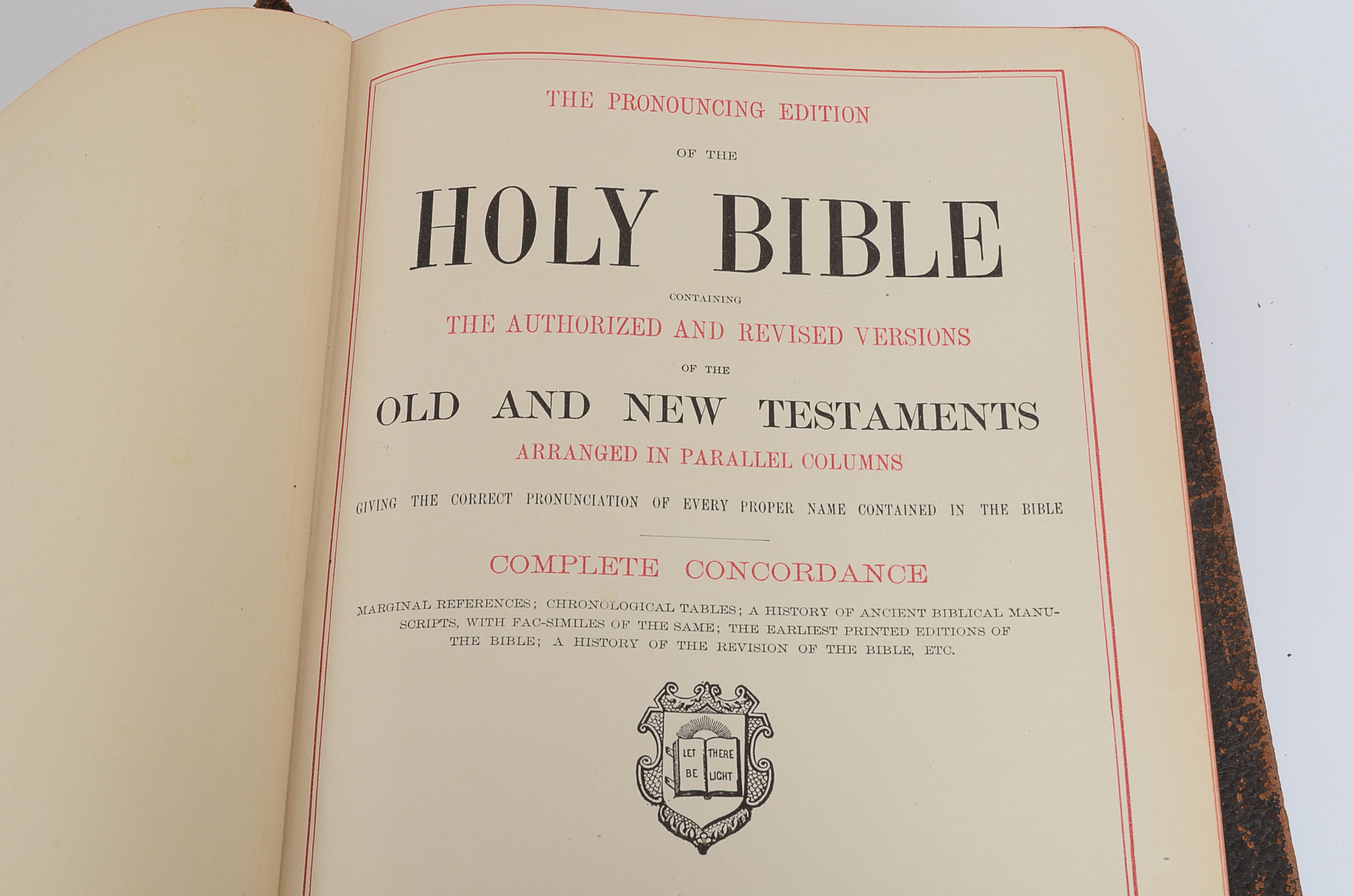 1890 Pictoral Family Bible