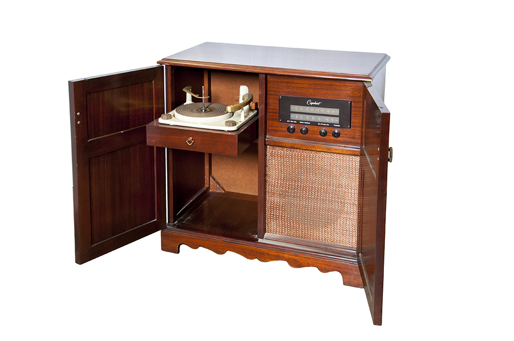 Capehart Phonograph/Radio