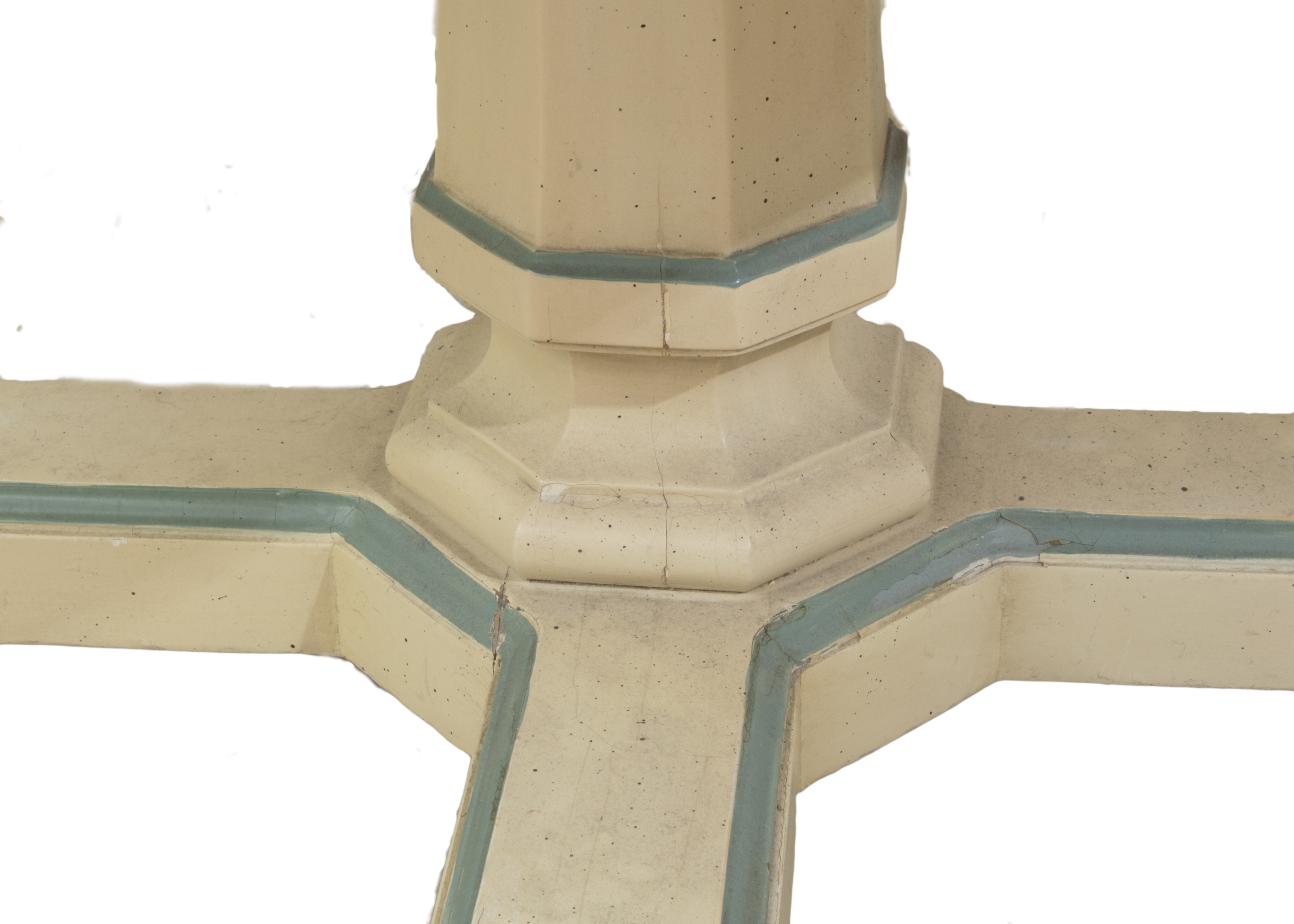 Drexel Heritage Triune Round Table